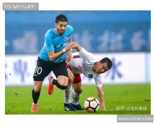 上海上港对阵大连一方直播免费观看渠道及比赛精彩瞬间分享